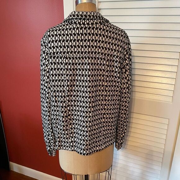CHICO’S | soft knit black & white jacket size 3 or L - Picture 4 of 7